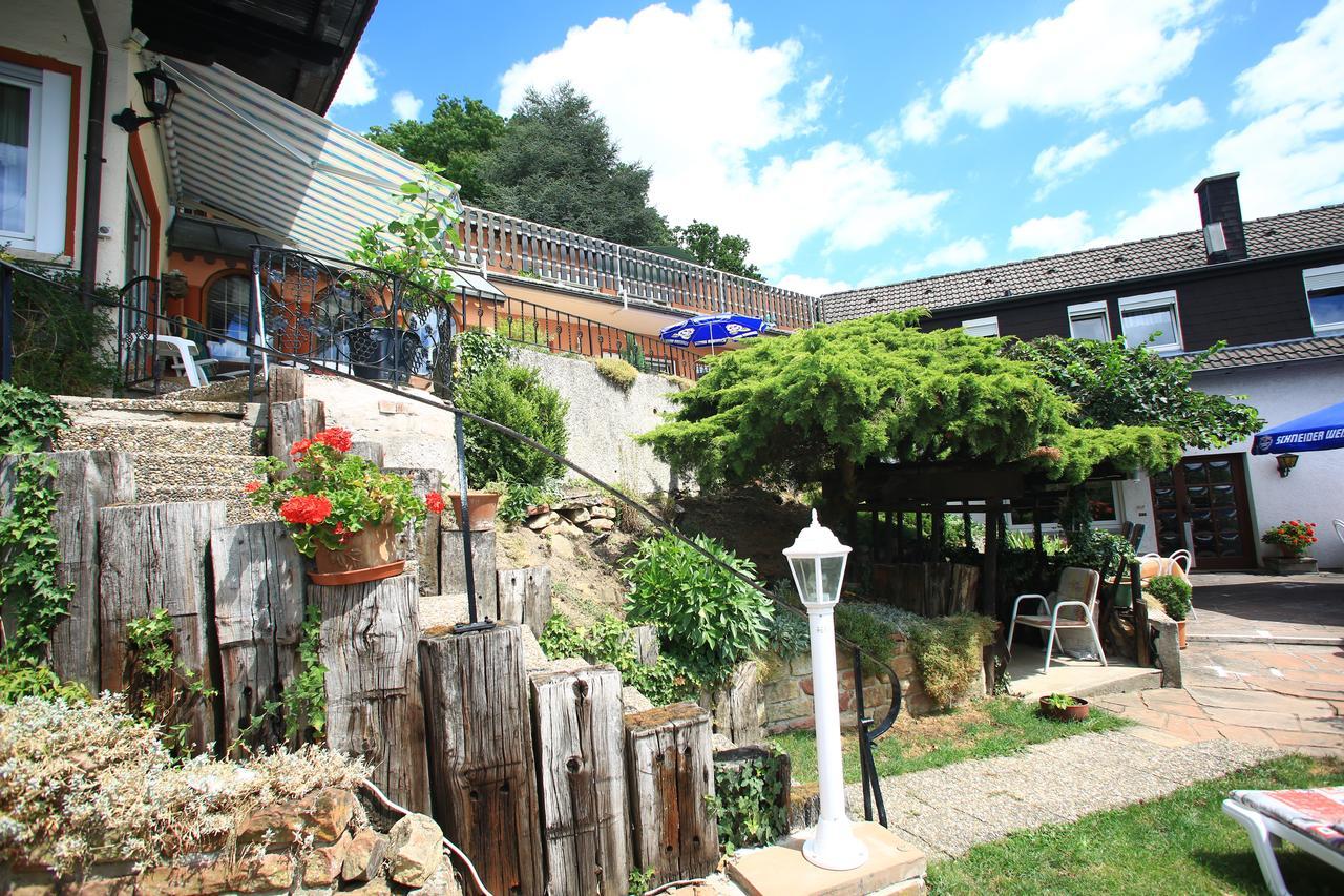 Pension Weinberg Mit Landhaus Nizza Gleisweiler Екстер'єр фото