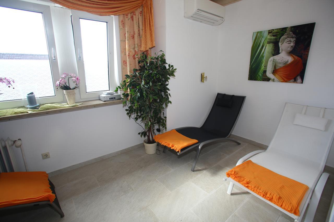 Pension Weinberg Mit Landhaus Nizza Gleisweiler Екстер'єр фото