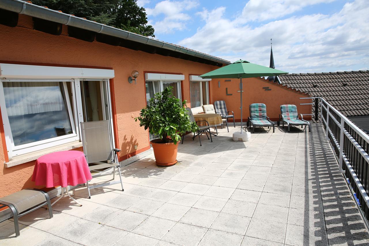 Pension Weinberg Mit Landhaus Nizza Gleisweiler Екстер'єр фото